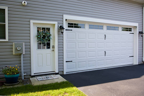 24/7 Emergency Garage Door Roller Replacement experts in Barre, VT